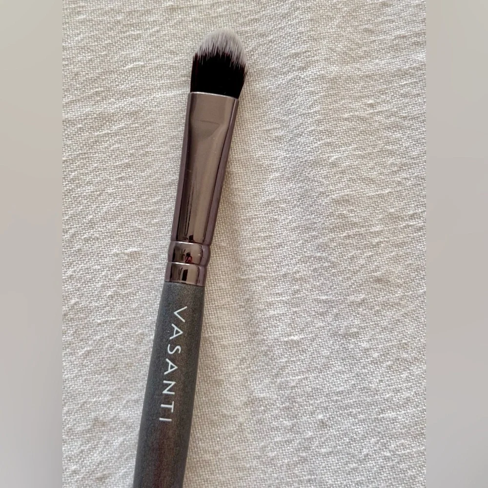 VASANTI Flat Precision Eye Makeup Brush Eyeshadow